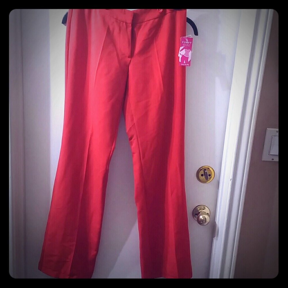 **NWT* RED Dress pants